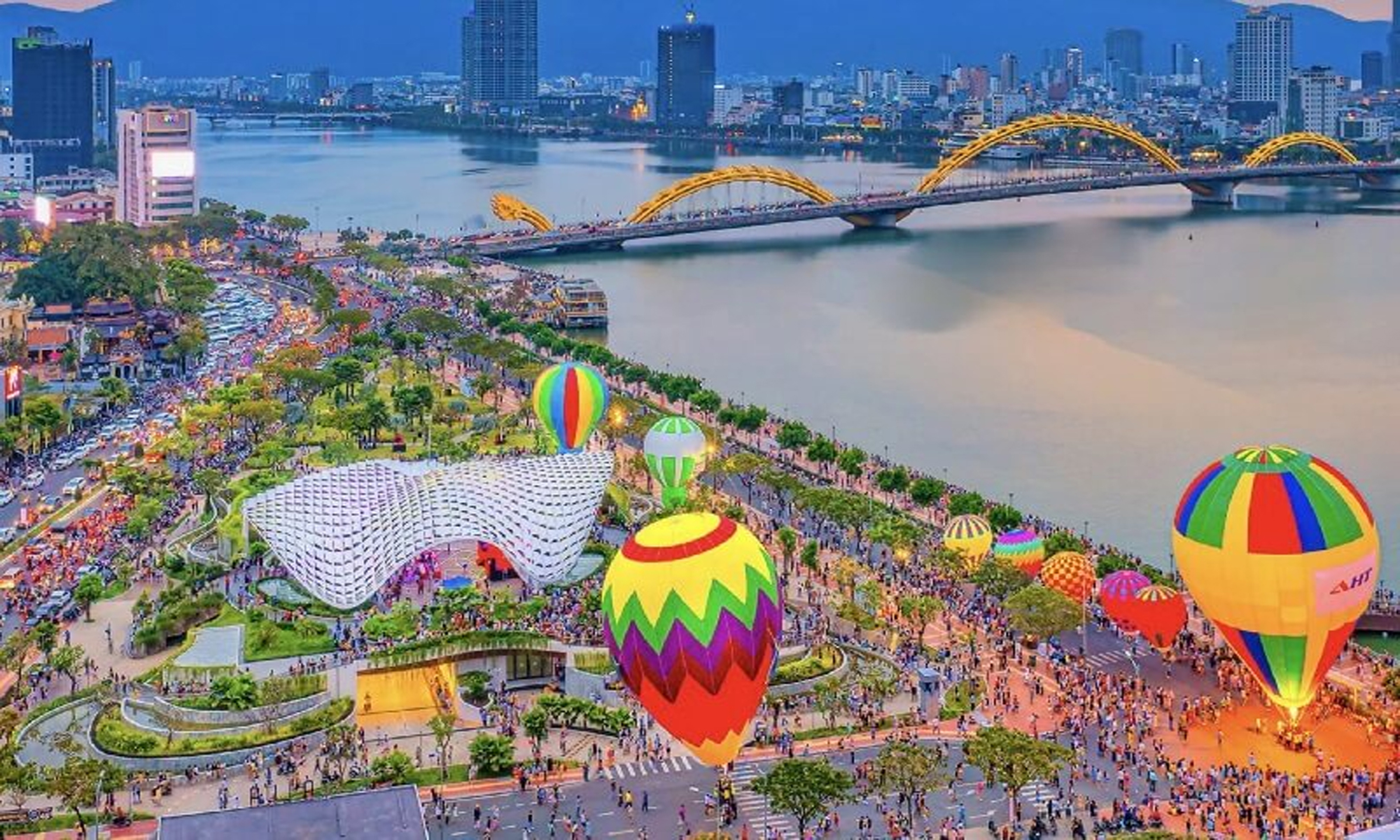 Tour Đà Nẵng 3 ngày 2 đêm giá rẻ 1 Tour Đà Nẵng 3 ngày 2 đêm giá rẻ